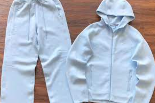 Best Nike Tech Tracksuit 2025